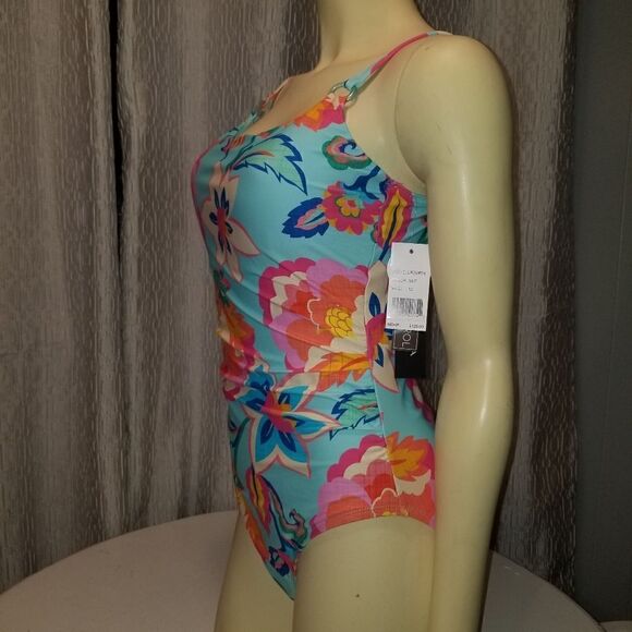 Women's The breezy beauty High Cut One Piece Swimsuit-Bathing Suit - Picture 10 of 13